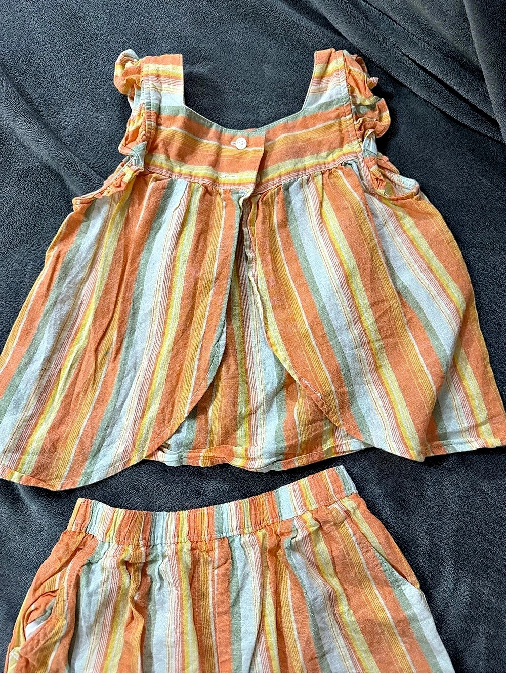 OshKosh Girls Striped Top & Shorts Set in Orange & Green Size 5T